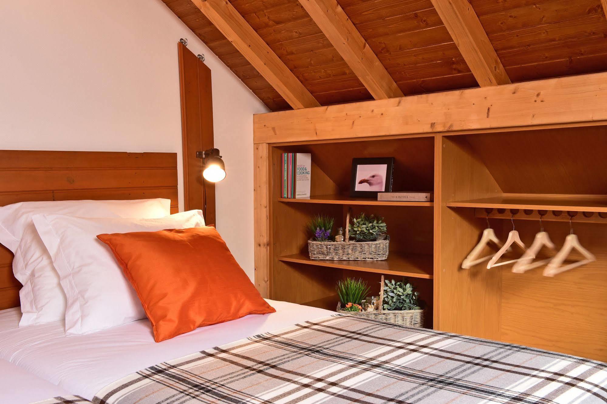 Mercearia D'Alegria Boutique B&B Peniche Exterior photo